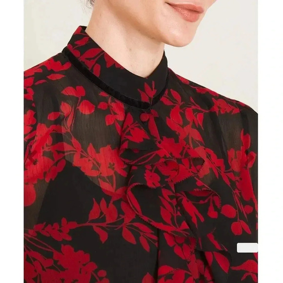 CHICOS RUFFLE FRONT BLOUSE size 12, 14 petite - Picture 3 of 8